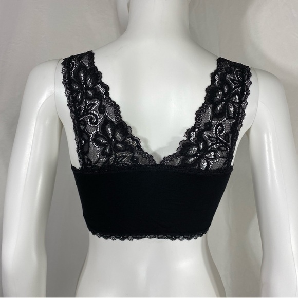 Cakye Women’s Lace Sleep Bra Black - Picture 3 of 7